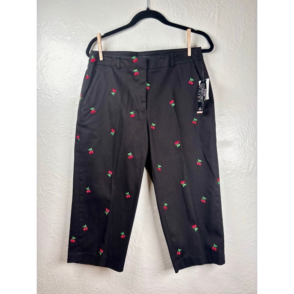 NWT Briggs New York Black Capri Pants Cherry 10P Pin-up Retro‎ Rockabilly Fruit